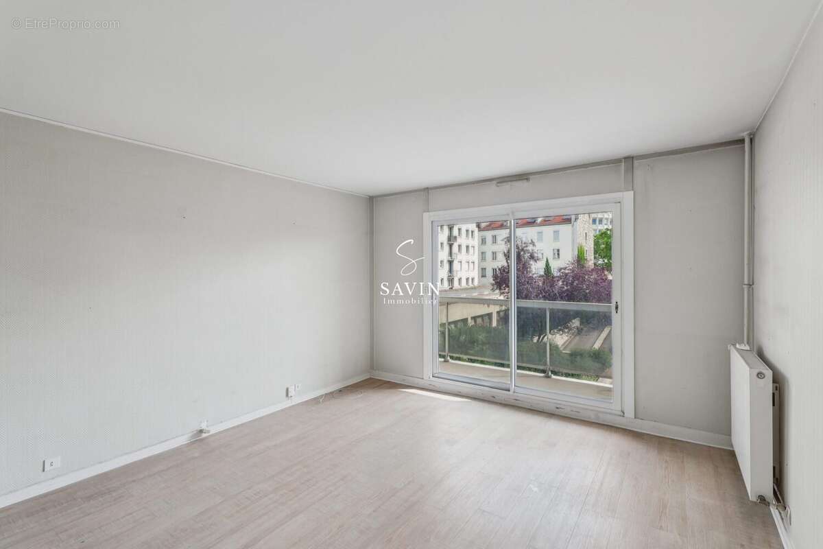 Appartement à PARIS-12E