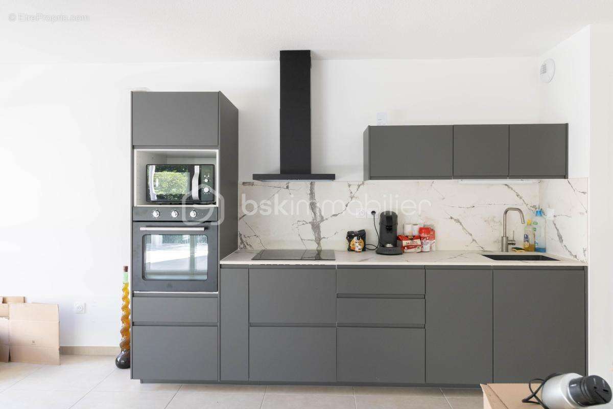 Appartement à CASTELNAU-LE-LEZ
