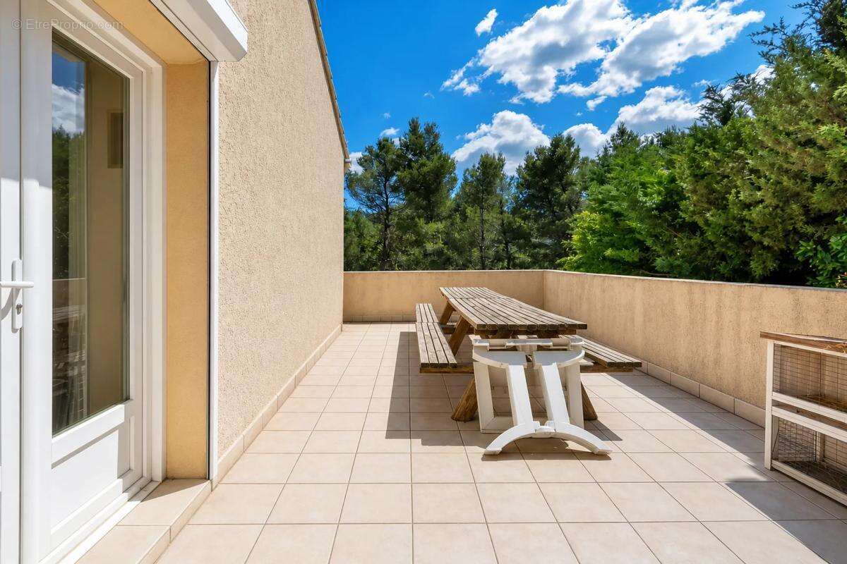 Maison de 8 pièces de 203 m² à Auriol - photo 13