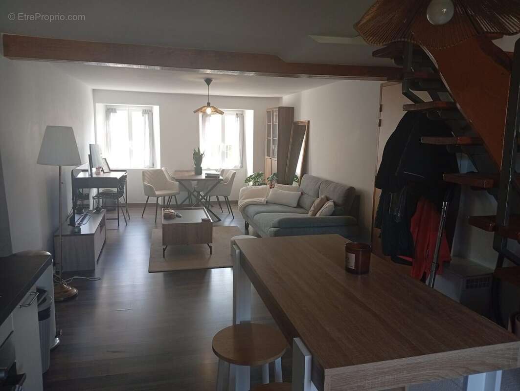 Appartement à MEROUX