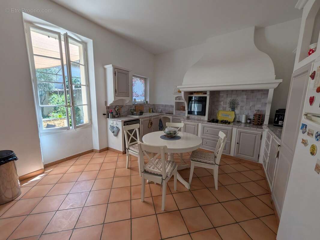 Maison à SORGUES