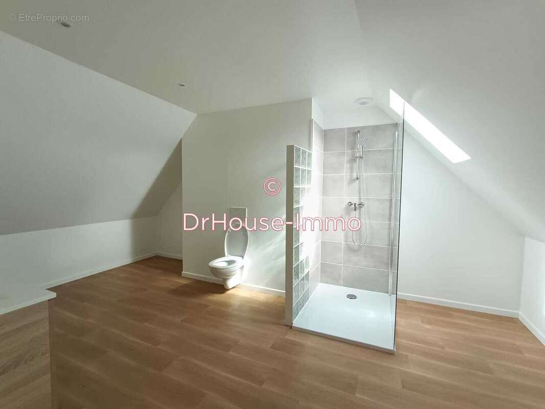 Maison à COULOMMIERS