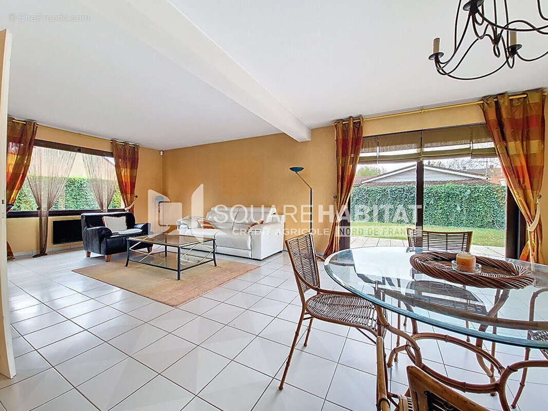 Maison à LYS-LEZ-LANNOY