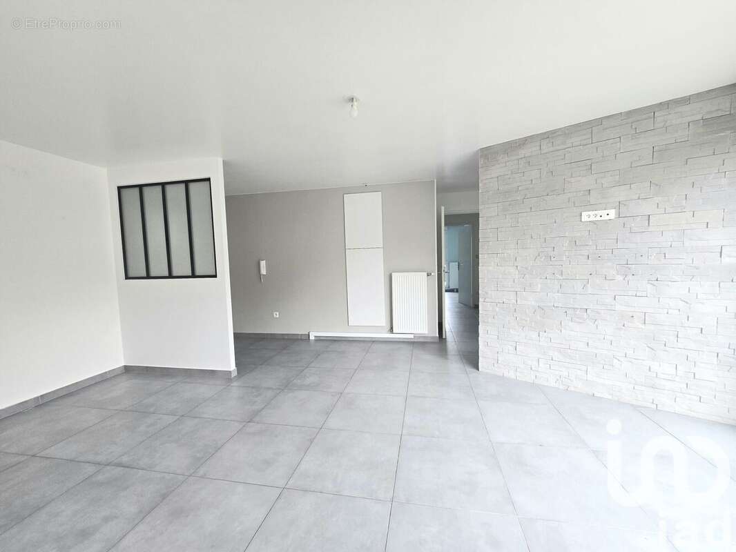 Photo 3 - Appartement à THIAIS