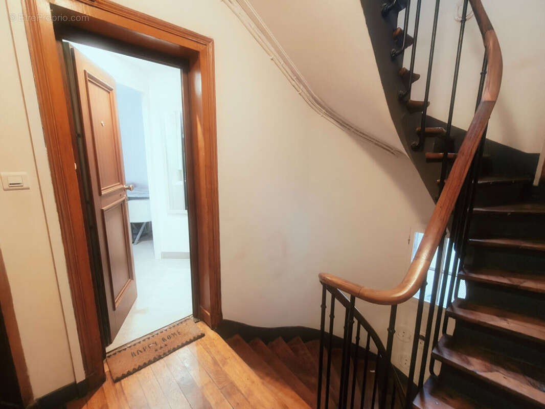 Appartement à PARIS-12E