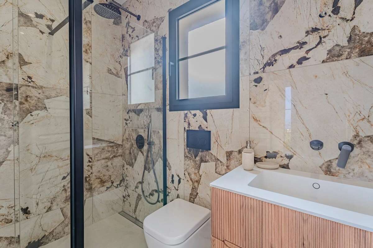 Maison à ROQUEBRUNE-CAP-MARTIN