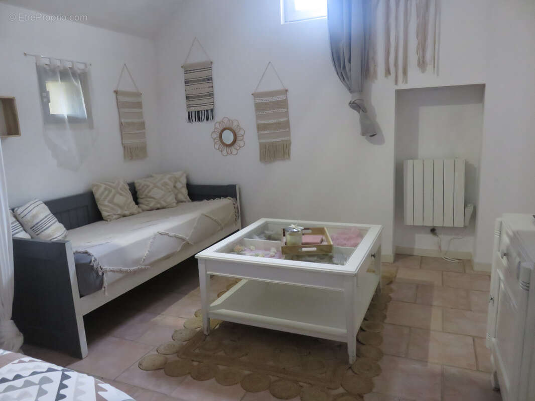Grange longère avec dépendances et gîtes - photo 7
