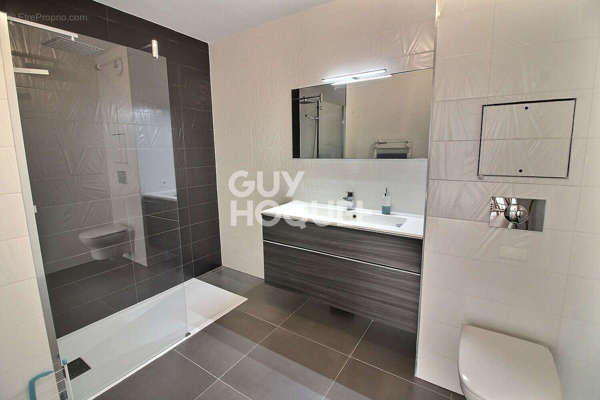 Appartement à PUTEAUX