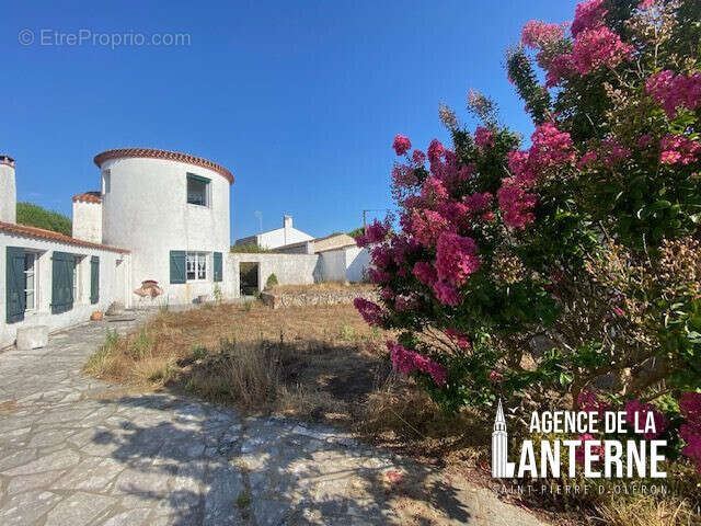 Maison 161 m² à Saint-Pierre-D'oleron  - photo 4