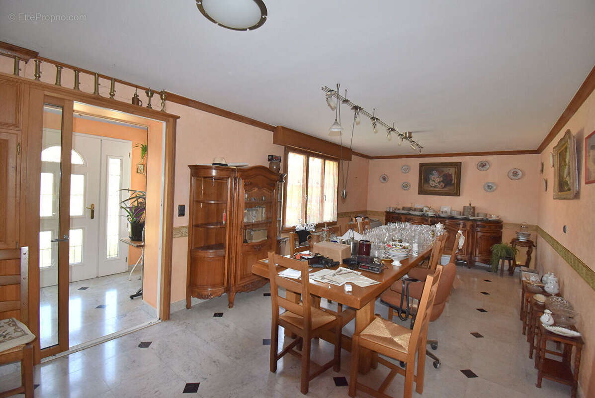 Maison Beurey 12 pièces 367 m2 - photo 3