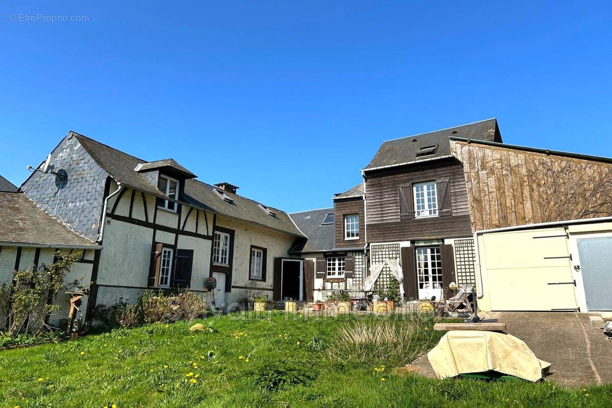 Maison à FORMERIE