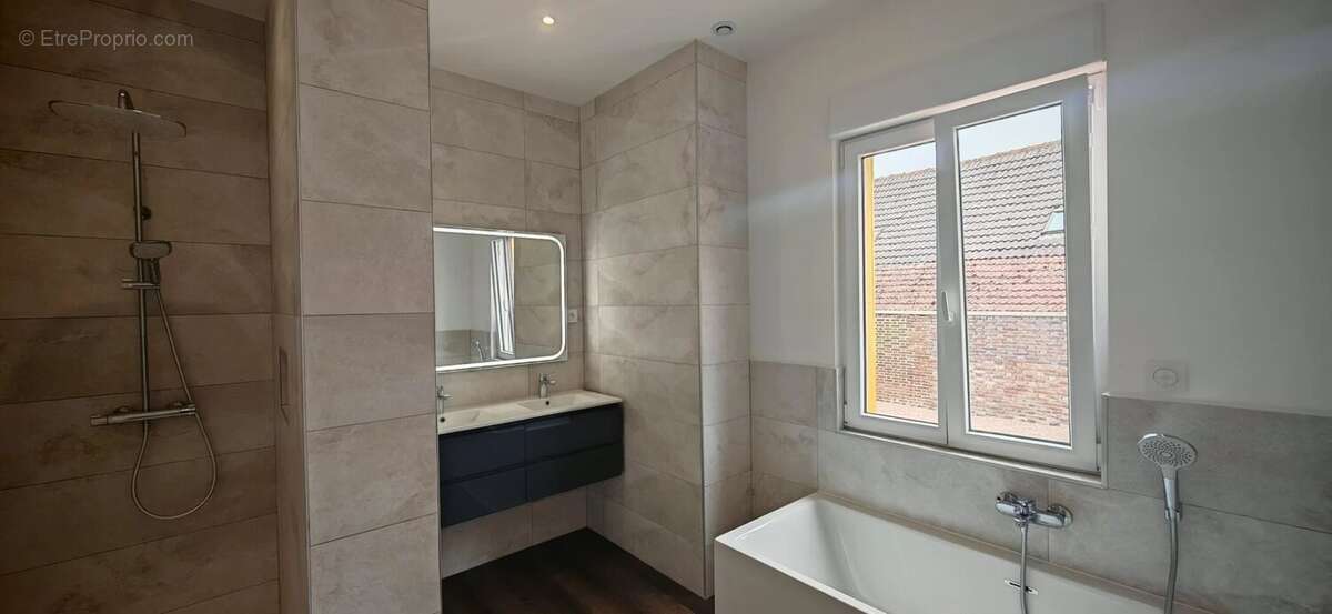 Maison de charme rénovée à Bucey-en-Othe   140 m2 habitables - photo 5