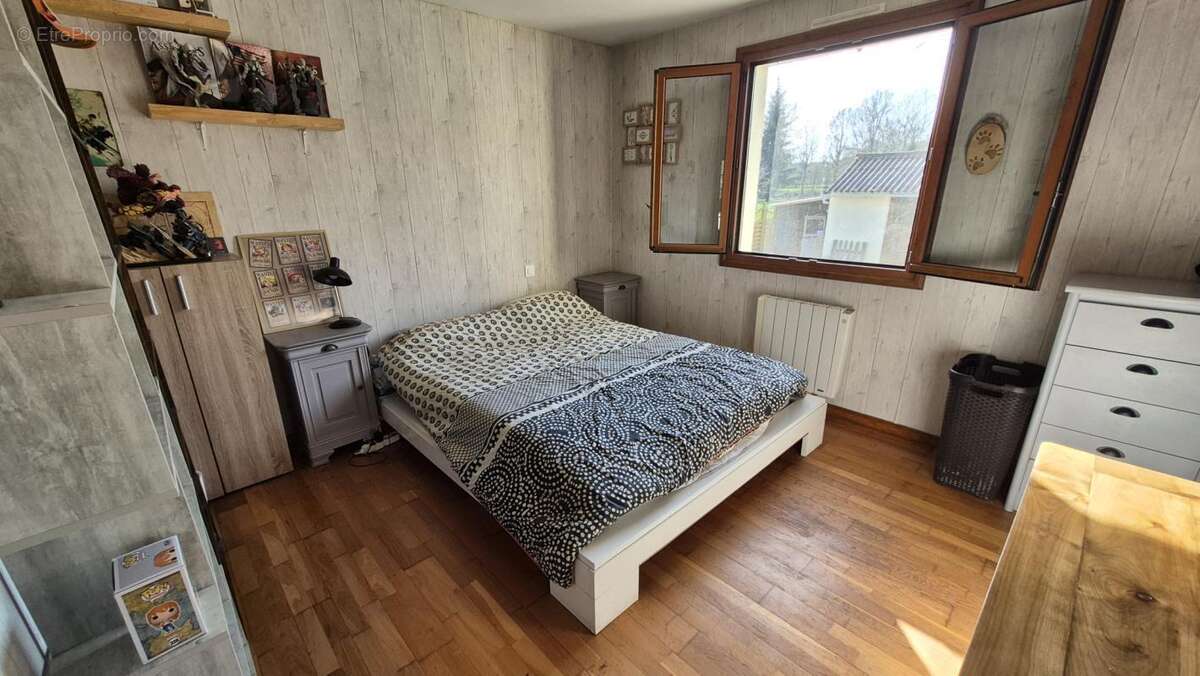 Maison à LA SUZE-SUR-SARTHE