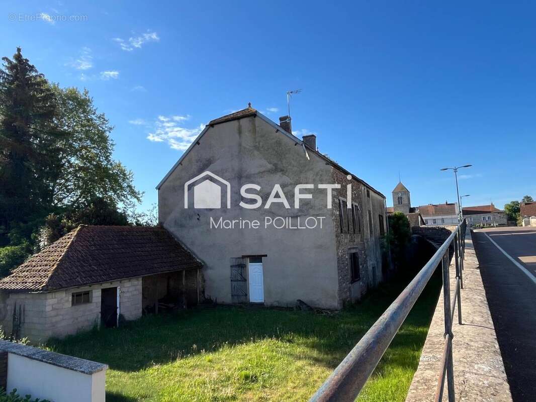 Photo 5 - Maison à VANDENESSE-EN-AUXOIS