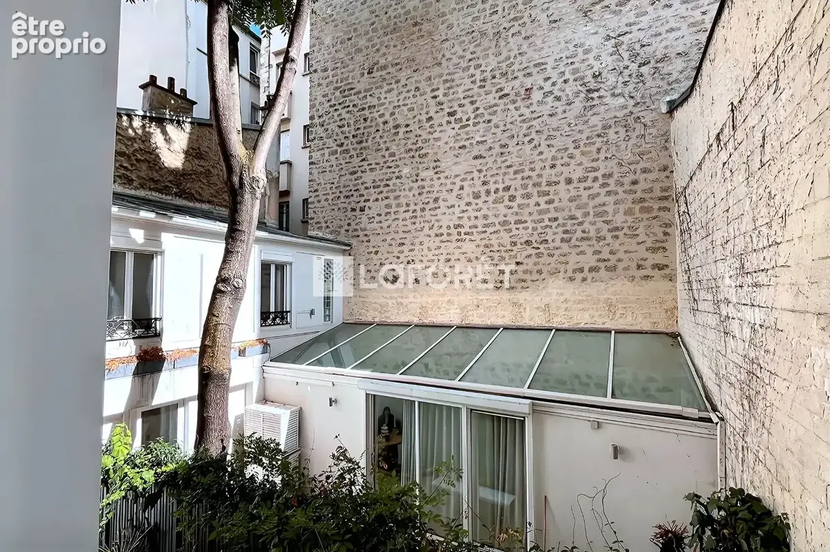 Paris VII Gros Caillou- Studio 17 m² au calme, sans vis-à-vis - photo 6
