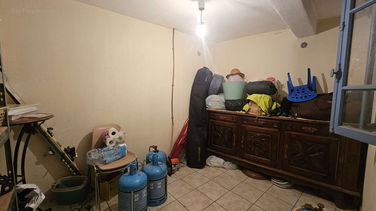 Parking à MORMOIRON