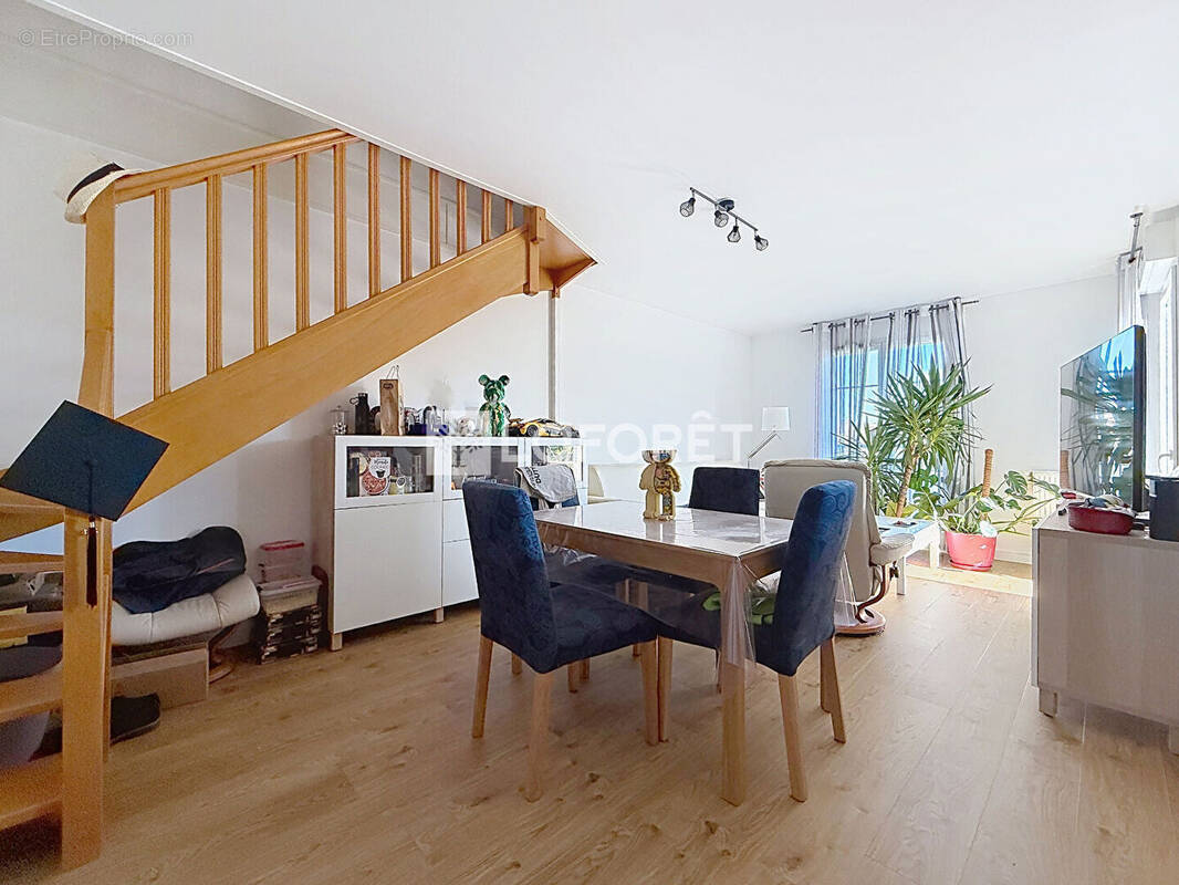 Appartement à MAUREPAS