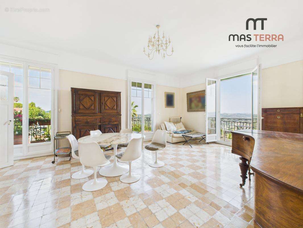 Appartement à GRASSE