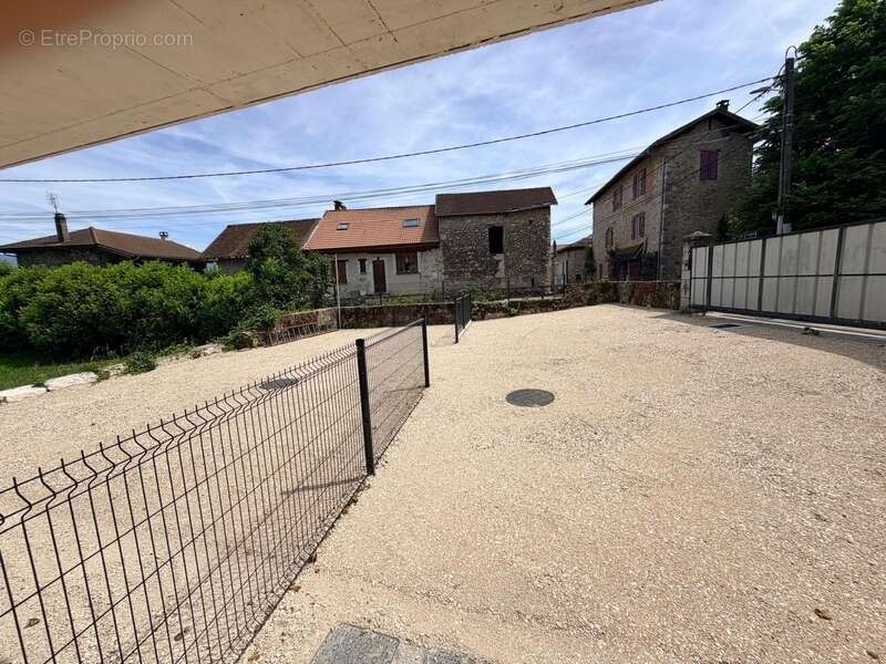 Maison à CHAPAREILLAN