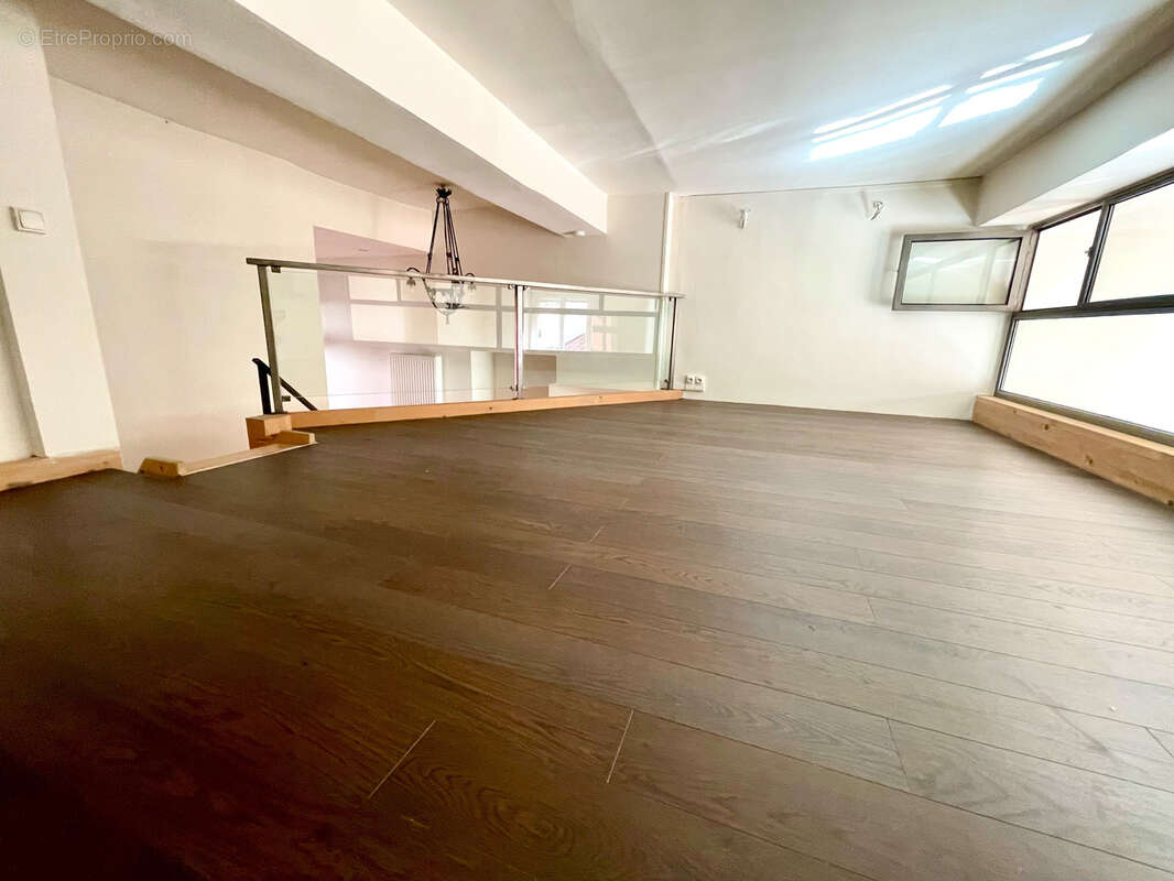 Appartement à LYON-9E