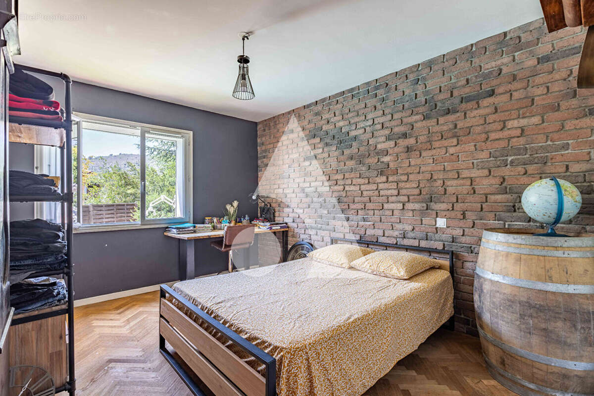 Propriété avec piscine, et prestations PMR Levens - photo 9