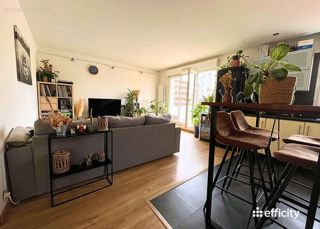 Appartement à BORDEAUX