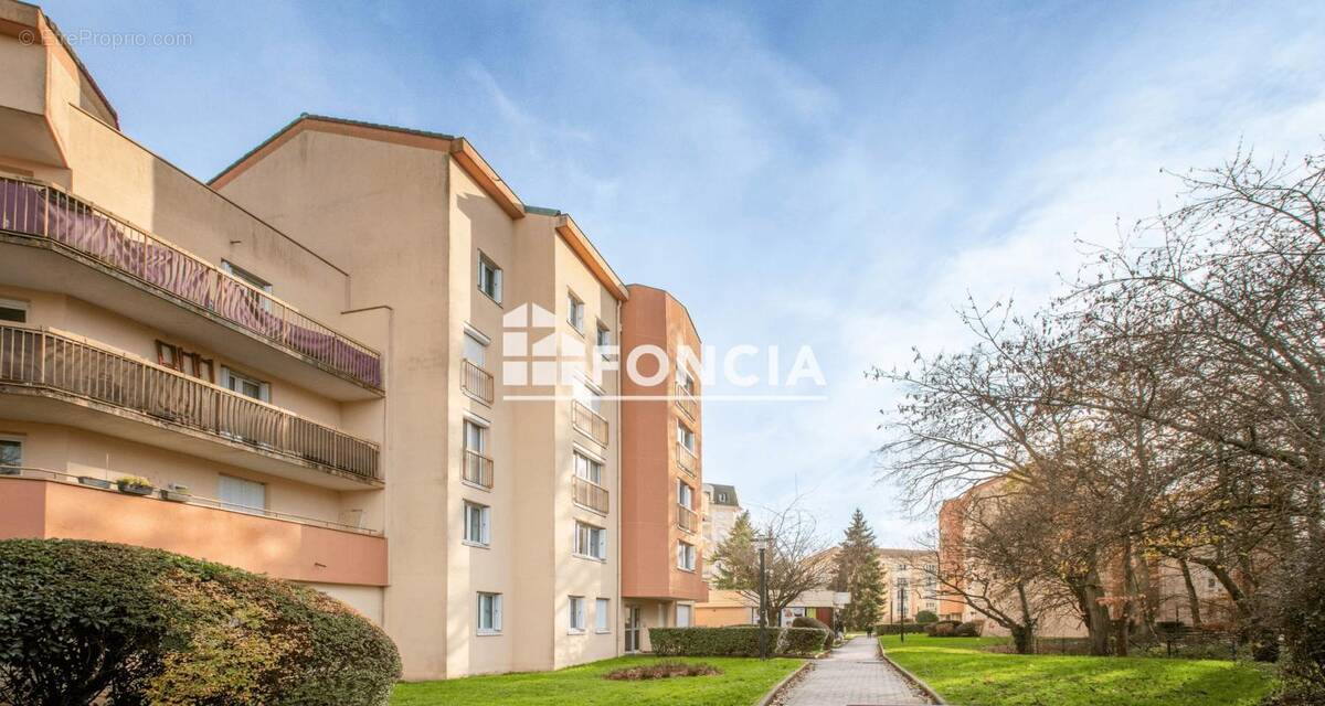 Appartement à MAUREPAS