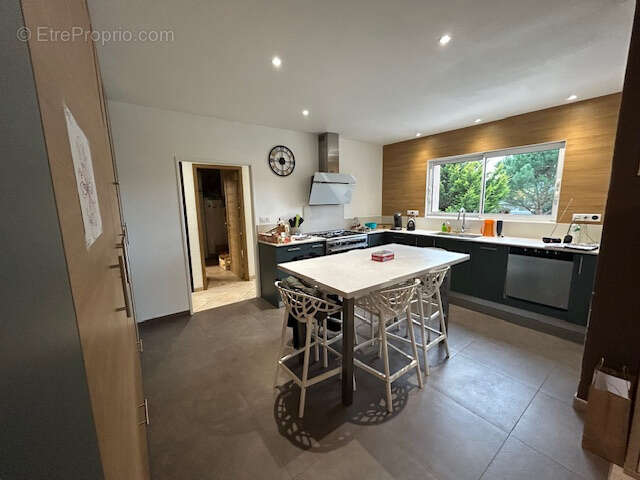 Maison à SAINT-ROMAIN-D'AY