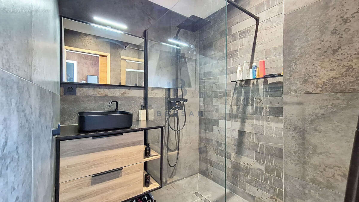 Appartement au coeur du centre ville de saint raphaël - photo 10