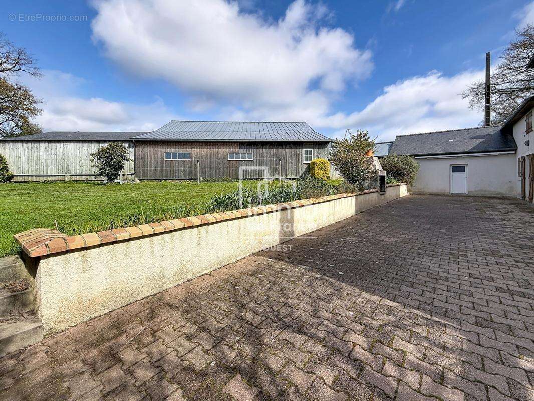 Maison à MARCILLE-LA-VILLE