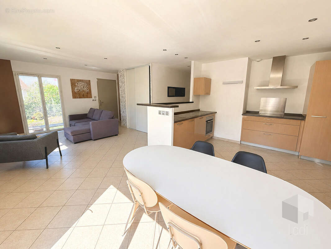 MALATAVERNE, maison de plain pied de 92 m2 - photo 2