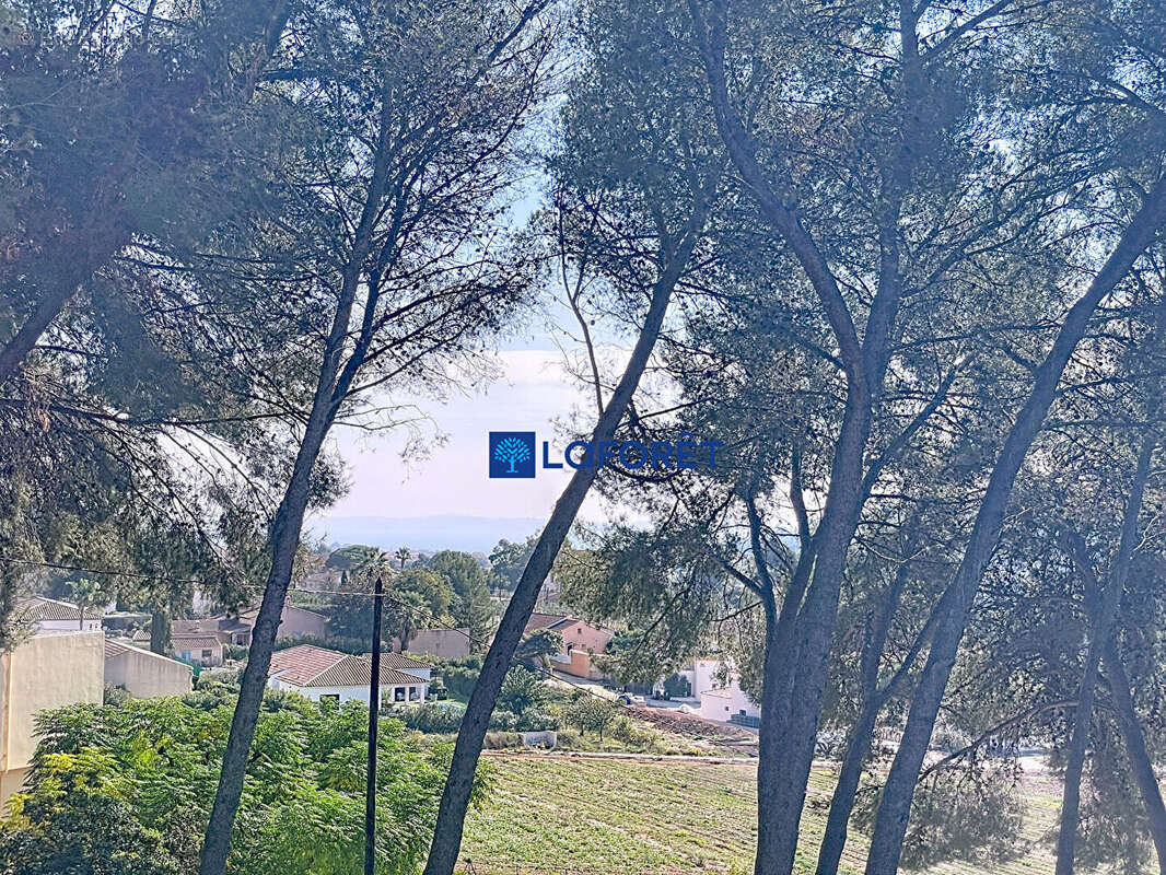 Maison à CARQUEIRANNE