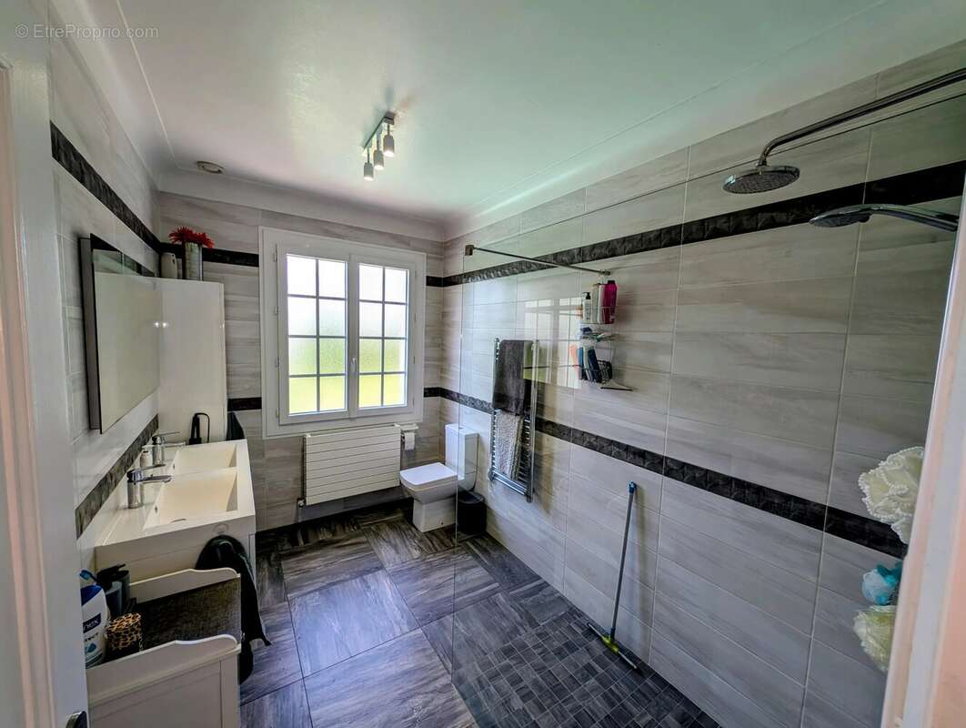 Maison en bord de rivière avec piscine zone protegee - photo 23