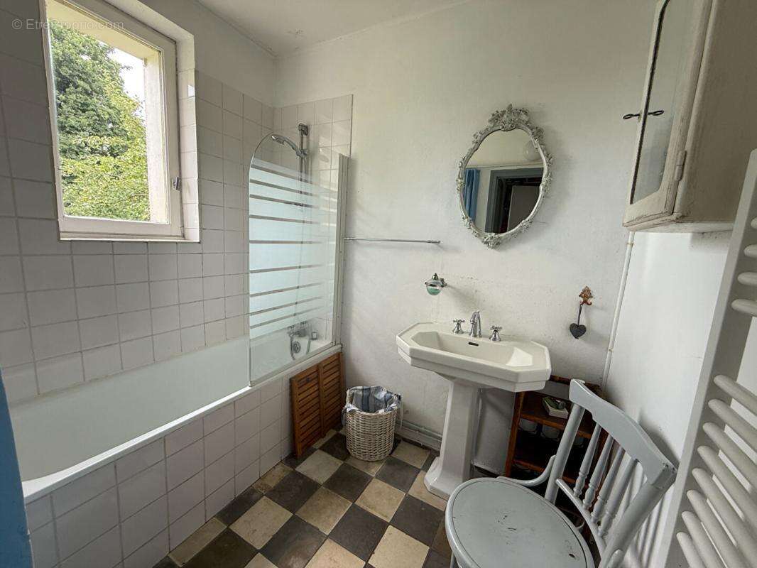 Maison Les Cresnays 5 pièce(s) 130 m2 - photo 6