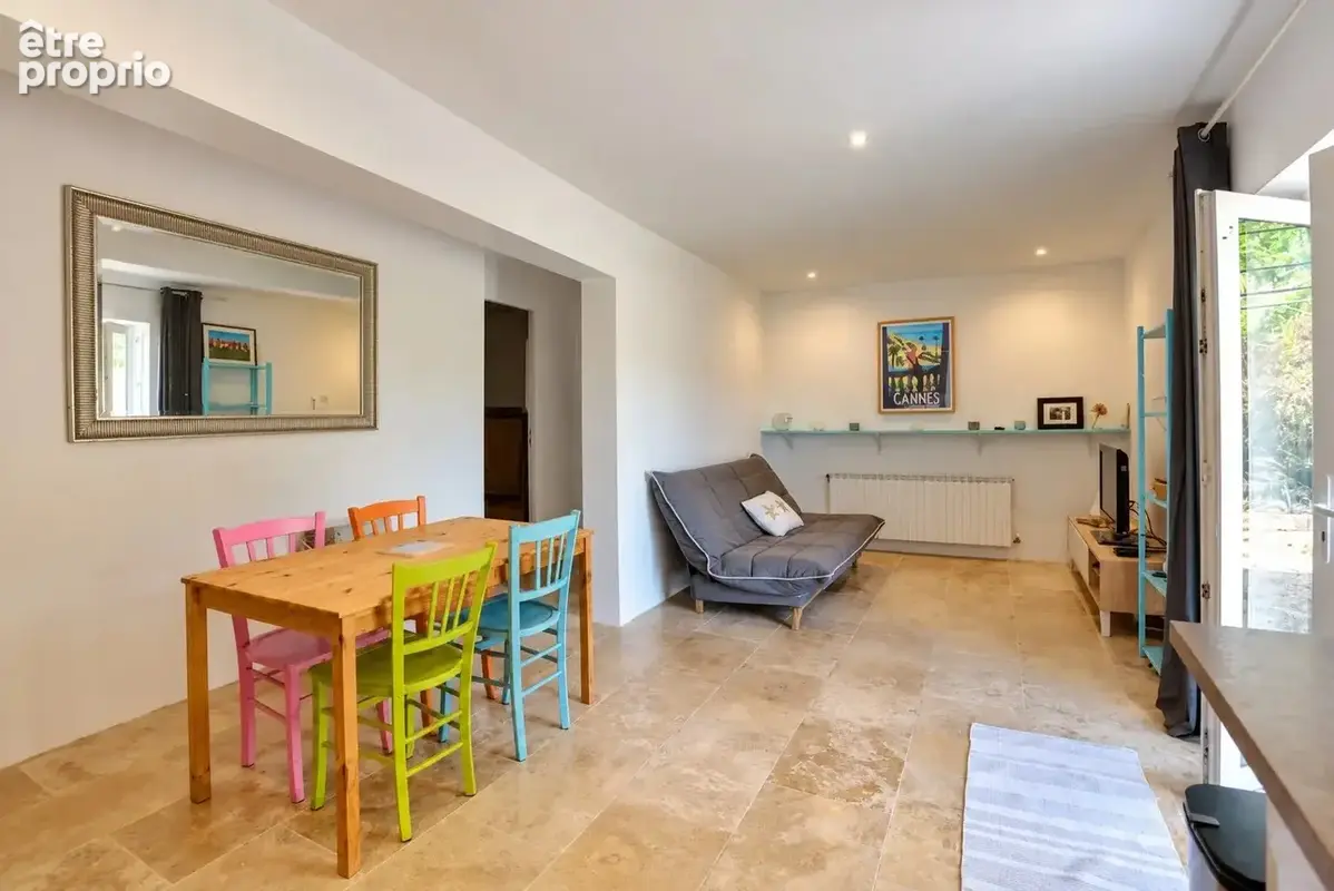 Tourrettes - Villa avec dépendance, piscine et vue - photo 17