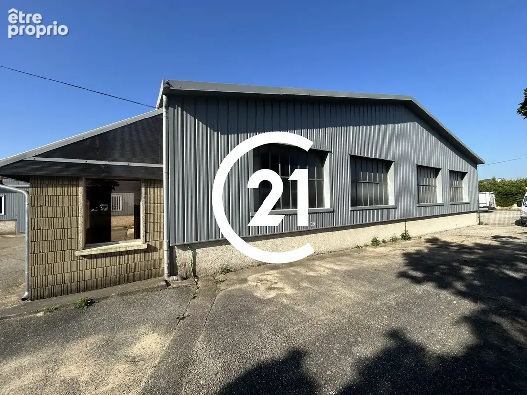 Commerce 750 m² à Portes-Les-Valence  - photo 1