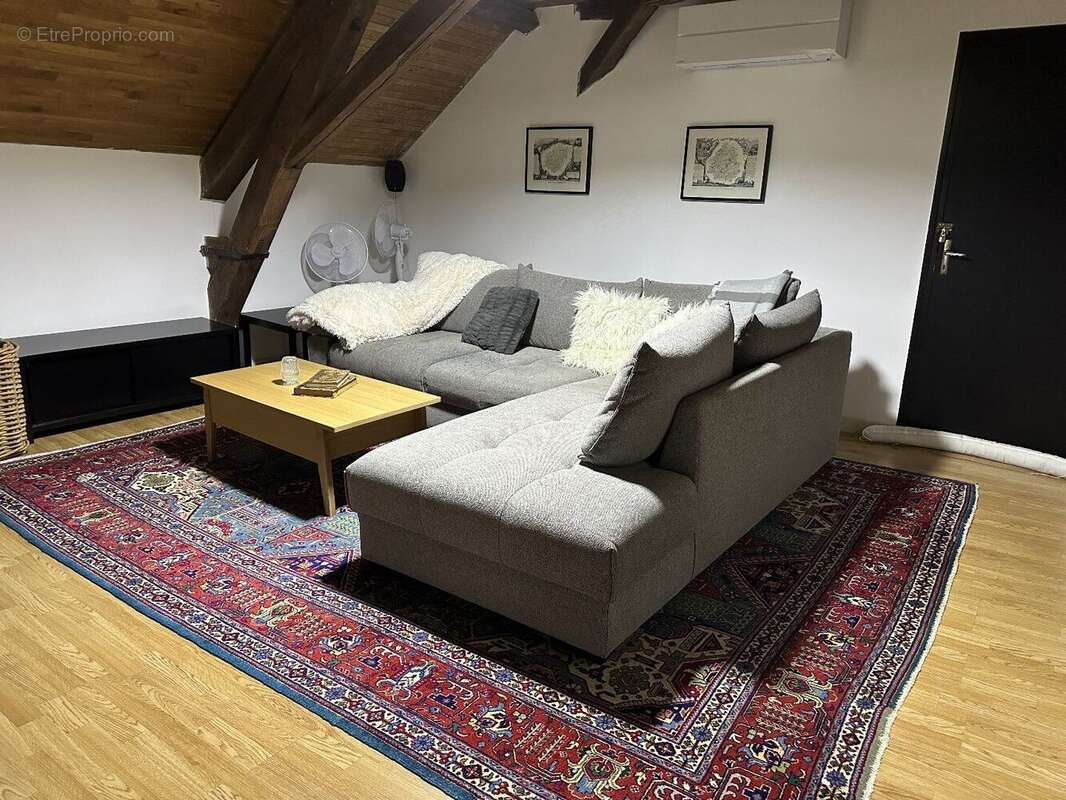 Superbe château de huit chambres entièrement rénové situé dans un magnifique parc - photo 15