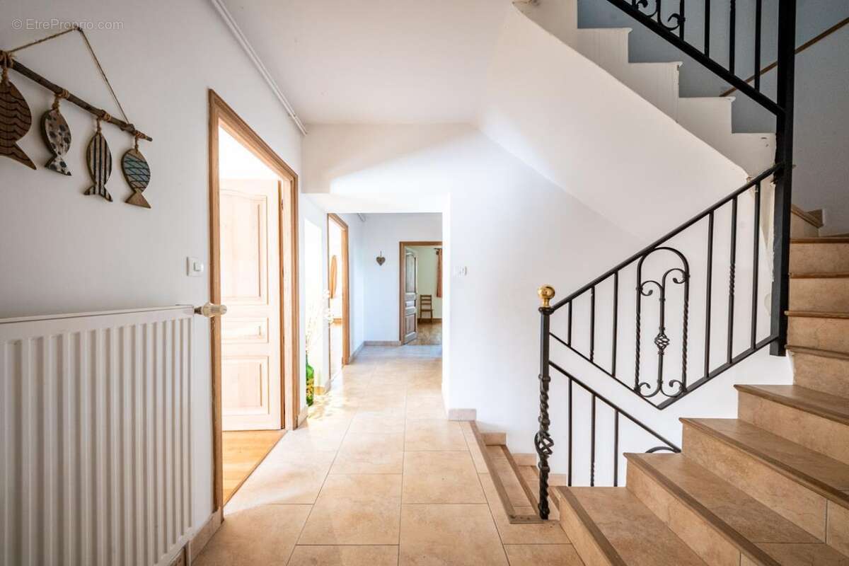 Maison à SAINT-JULIEN