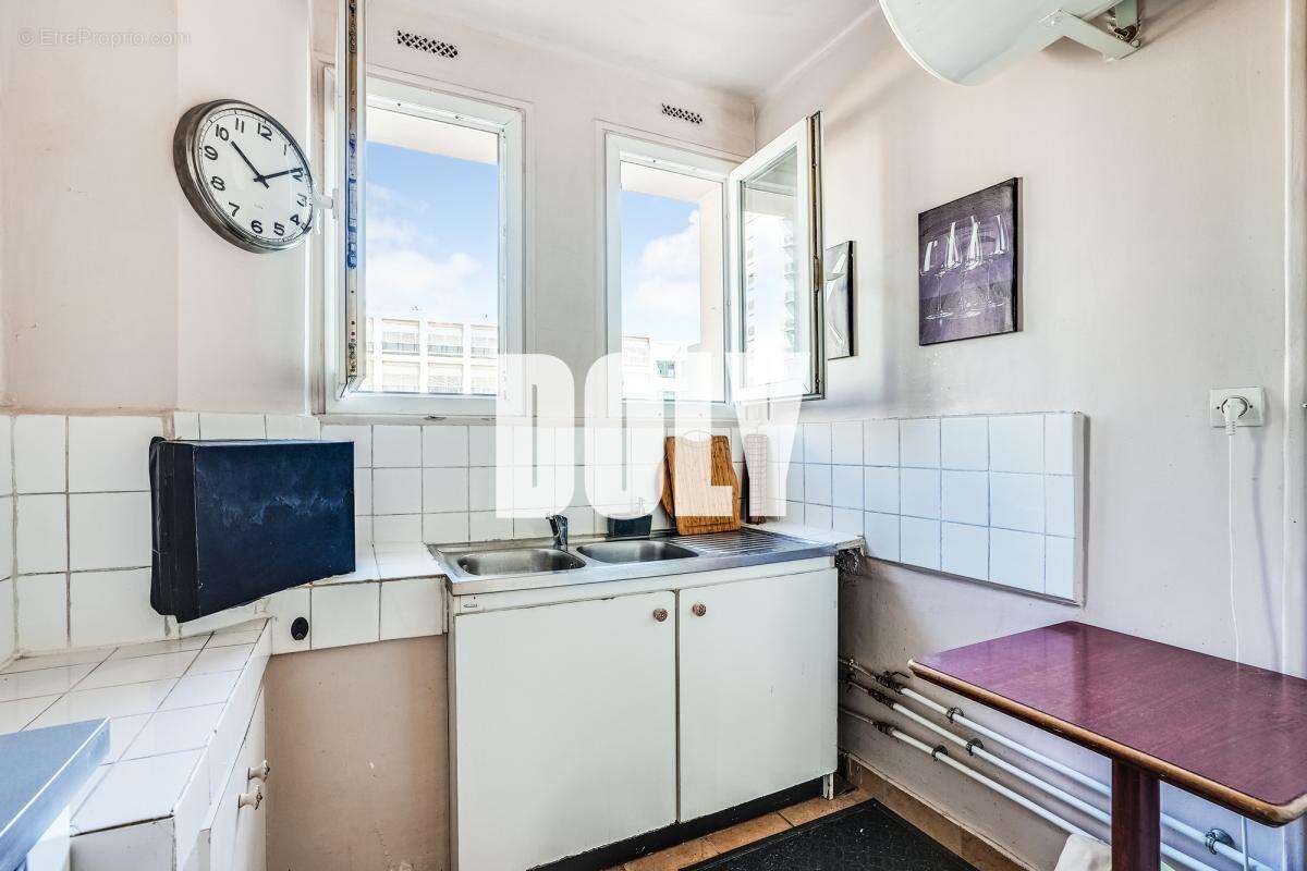 Appartement à PARIS-15E