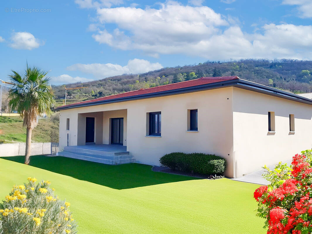 Maison à SAINT-VALLIER