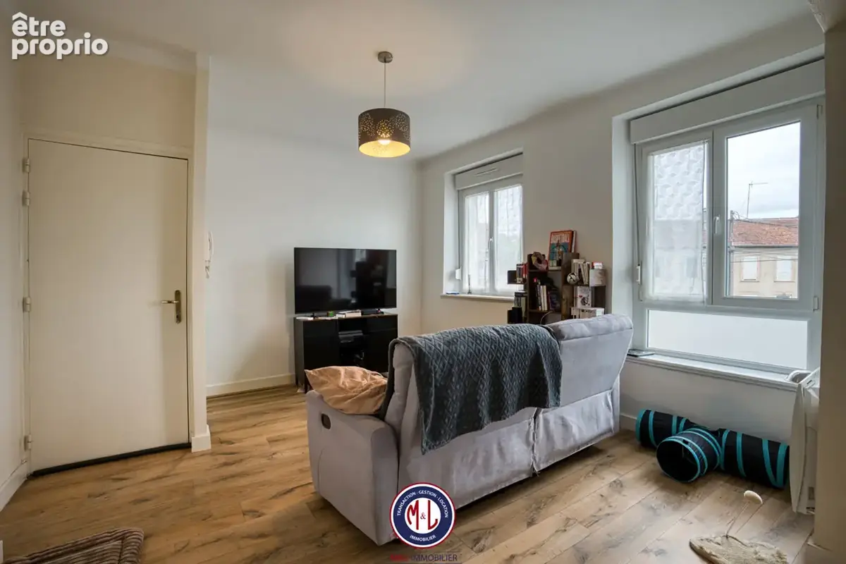 Appartement à REMILLY