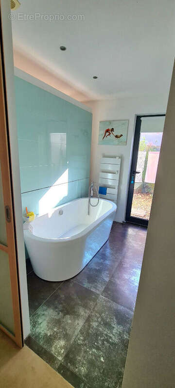 Maison à BELLEGARDE