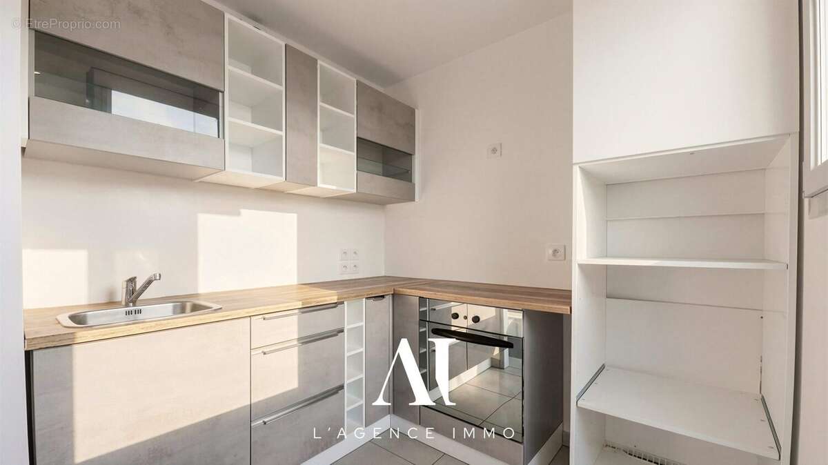 Appartement 52 m² à Segny  - photo 7