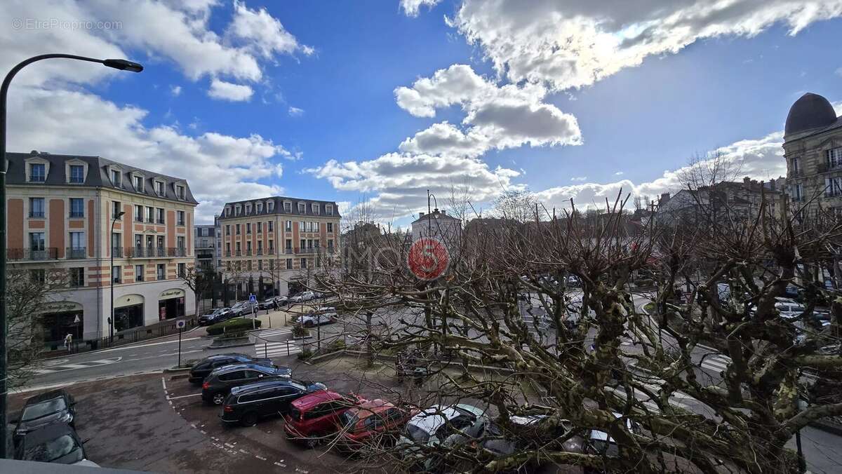 Appartement à LE RAINCY