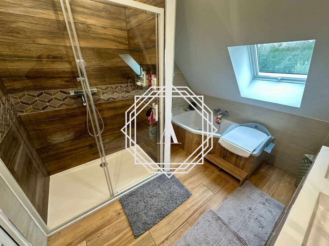 Maison à SAINT-CREPIN-IBOUVILLERS