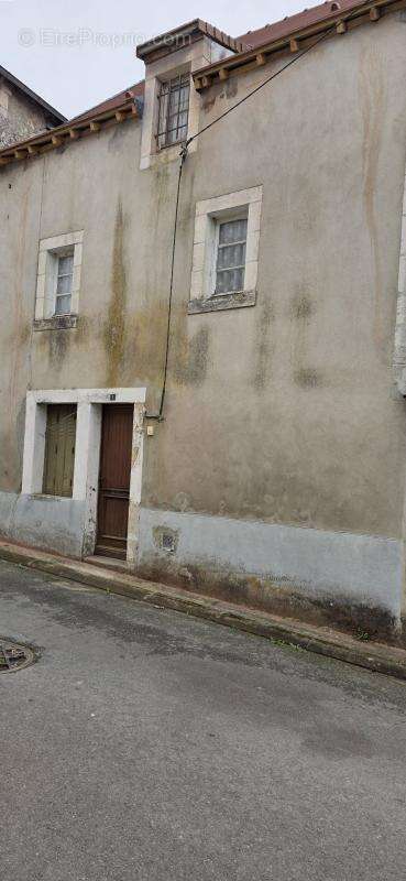 Maison à RIVARENNES