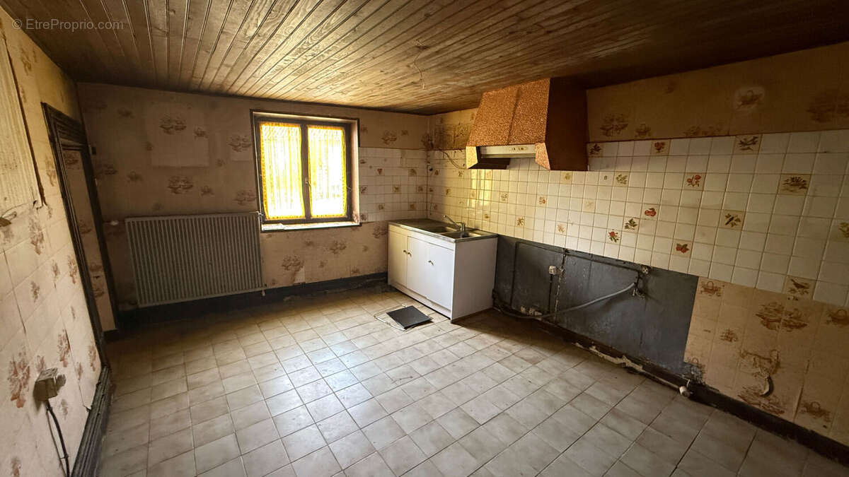 Maison à SAINTE-FEYRE