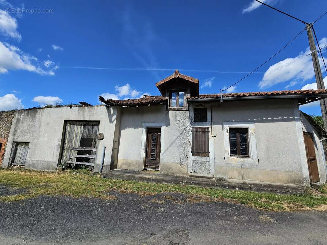 Maison à MONTEMBOEUF