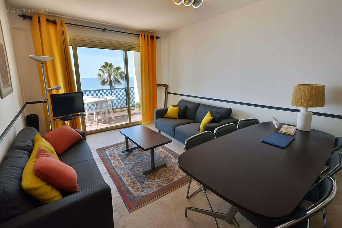 Appartement 81 m² à Antibes  - photo 4