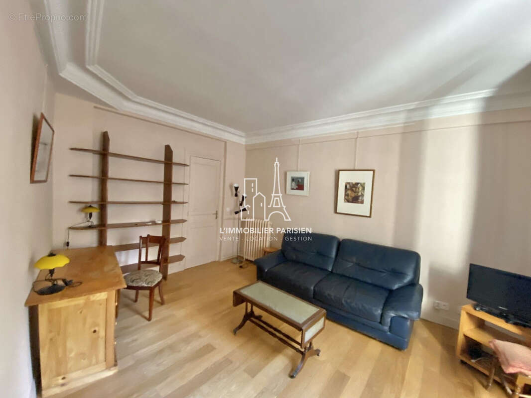 Appartement 31 m² à Paris-18e  - photo 2